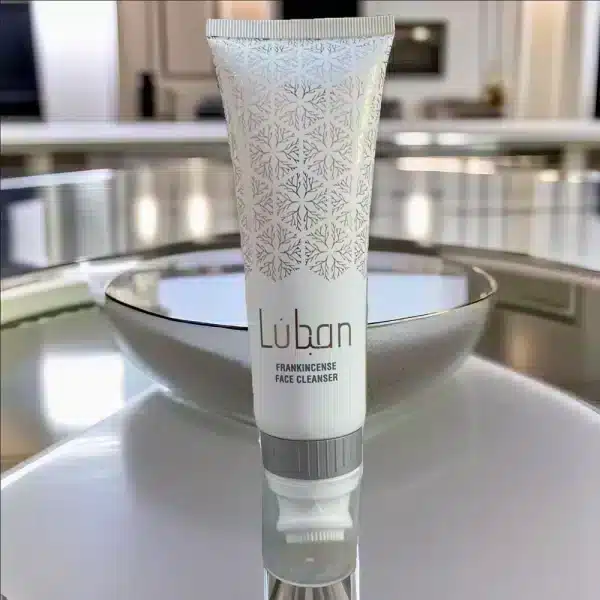 منظف الوجه الطبيعي باللبان